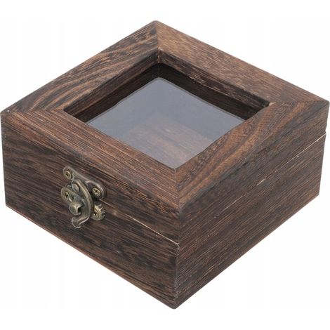 Elegante Vitrinen aus Holz und Acryl, ideal für Sammlerstücke und Dekorationsgegenstände.