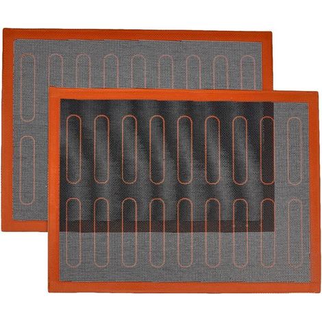 Amazon Basics Backmatte, rechteckige Backmatte, perforiert, Silikon-Backmatte, 40 x 30 cm, antihaftbeschichtet, für Brot, Gebäck und Kekse, leicht zu reinigen, wiederverwendbar, schwarz/rot/weiß (1/5)