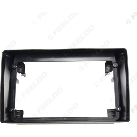Compatible with the modified front panel of the 2020 Dodge Ram 2500 with large Android navigation screen (9 inches). (1/4)