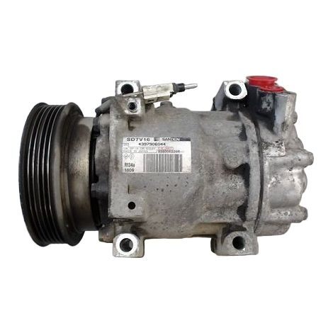 [PRODUIT D'OCCASION] Compresseur Air Conditionne DACIA Duster ♻️ Ref Oe. 926006229r - Garantie à vie (1/5)