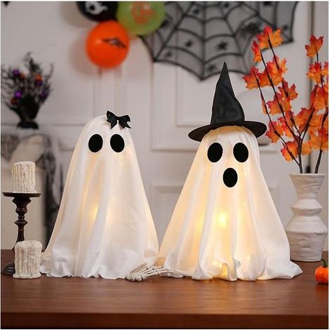 Décoration Halloween 2 Fantômes Intérieur Avec Chapeau 48cm Et Nœud Papillon 37cm Noir Blanc Sans Piles (1/5)
