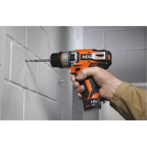 AEG – Perceuse-visseuse 12V avec 2 batteries 2.0Ah – Chargeur 40 mins – Couple 34Nm pour perçage bois jusqu'à 20mm – Compacte 168mm — vue 2