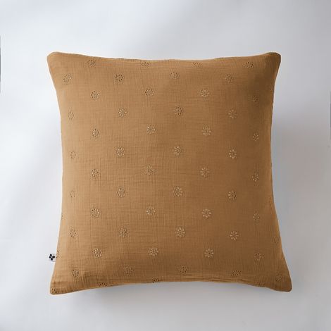 Taie d'oreiller brodée en gaze de coton 60 x 60 cm Gaïa Boho Camel (1/3)