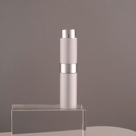 Flacon vaporisateur vide rechargeable de 8 ml, atomiseur de parfum, recharge pour flacon de parfum, vaporisateur de voyage (argenté) (1/5)