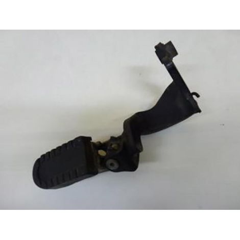 [PRODUIT D'OCCASION] Platine de repose pied pilote droit origine pour moto Yamaha 750 (1/2)
