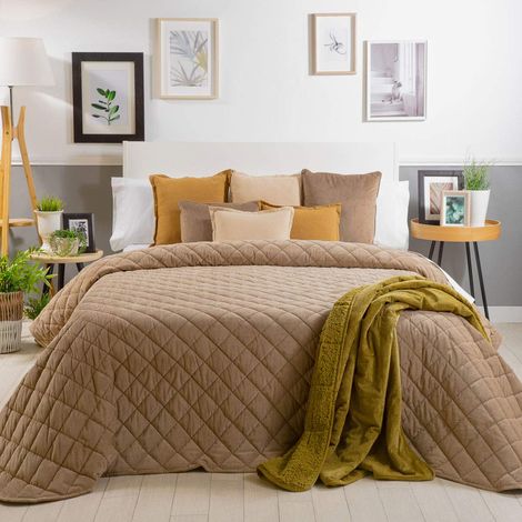 Couette grillée pour lit de 135 cm (1/3)