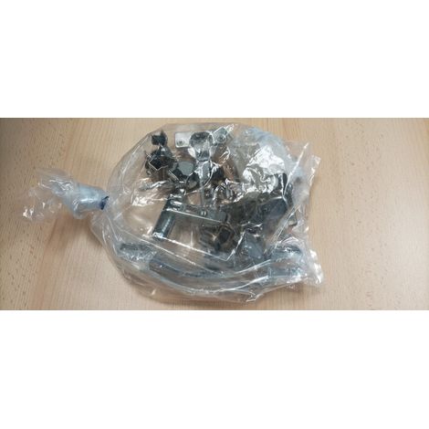 R ACCESSORI MONTAGGIO X KIT CUCINA PENSILE 2 ANTE SCOLAPIATTI 1 CF