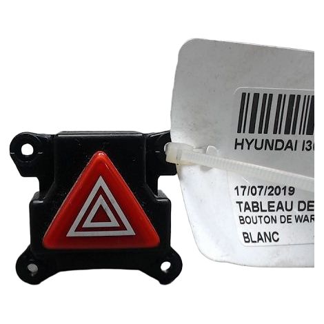 [PRODUIT D'OCCASION] Bouton De Warning HYUNDAI I30 ♻️ Ref Oe. 93730g3100 - Garantie à vie (1/3)