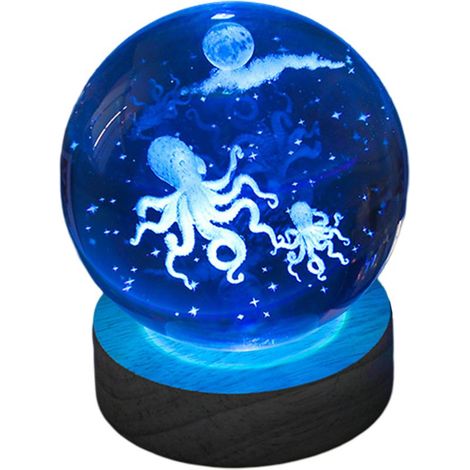 Boule de cristal illuminée 3D sculptée à l'intérieur, petite boule de cristal lumineuse avec socle en bois pour la décoration (1/5)