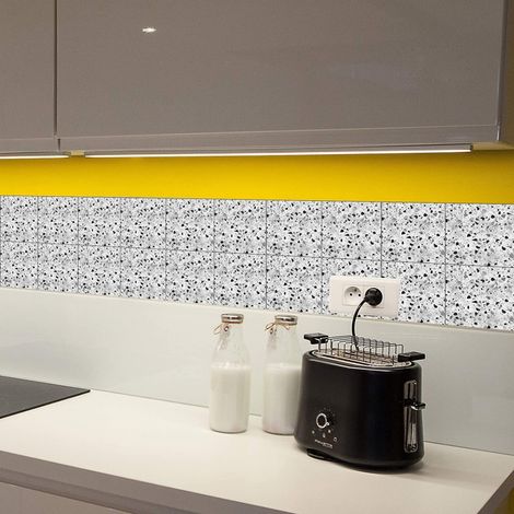 Adhésif carrelage et crédences de MadeInNature®, rafraichit facilement et rapidement vos murs - Granito gris - Lot de 3 unités, 0.22 m².
