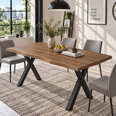 Tavolo da pranzo 160x78 cm in MDF effetto noce, gambe in ferro a X, 4-6 persone - CHICFURN (1/5)