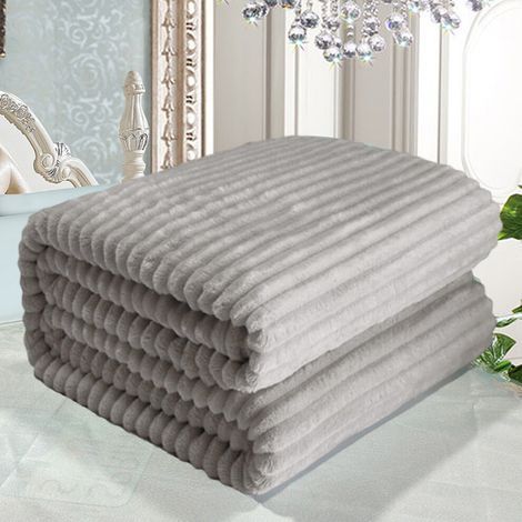 Couverture en laine Yurqghjb, jacquard rayé 3D doux, couverture moelleuse et confortable pour les genoux, jeté de canapé léger pour l'hiver, cadeau de Saint-Valentin, 70 x 100 cm (gris) (1/5)