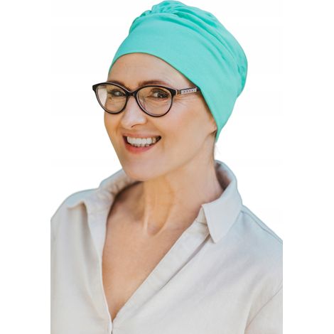 Turbante Jasmina pistacho, sombrero con volantes sin estampado, también después de la quimioterapia. (1/5)