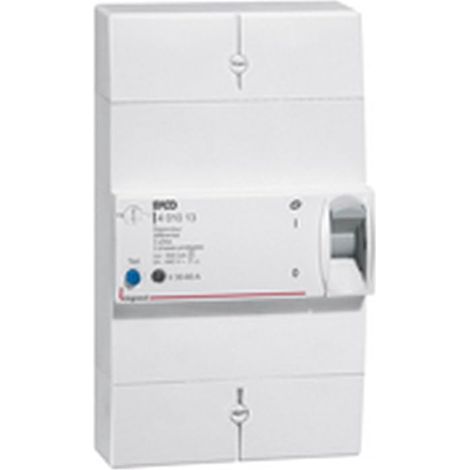 Disyuntor de conexión, diferencial tetrapolar, 500mA, selectivo, 30A (1/2)