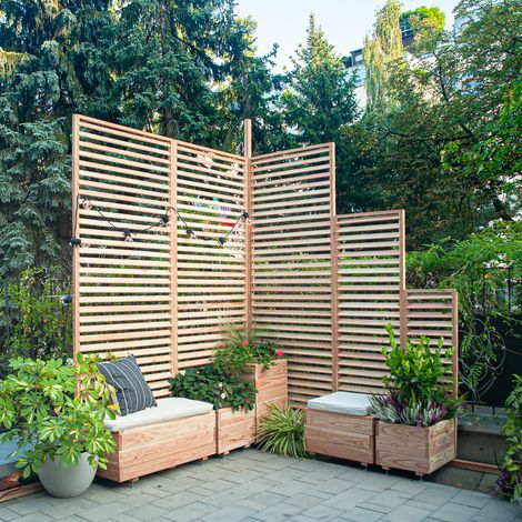 Jagram 2 x Wooden Venetian Garden Fence Panels Privacy Screen Larch 120 x 60cm
