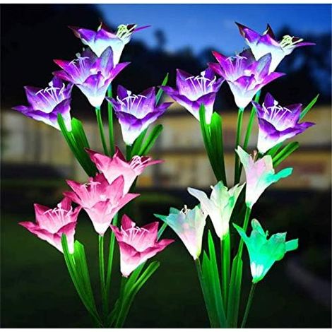 Lumières Solaires Extérieures, senlinren 4Pack Lampes Solaires de Jardin avec 16 Fleurs de lys plus Grandes, étanches à 7 Couleurs Changeantes pour Allée de Jardin, Patio, Cour Décoration (1/5)