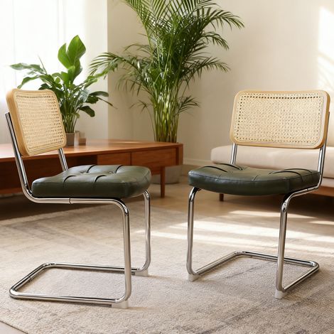Esszimmerstuhl aus Chromstahl grün, stapelbar, mit Rattan-Rückenlehne und Kunstleder-Sitz (1/5)