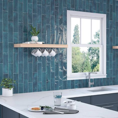 Carrelage Premium Nissel Blue 7,5x30 cm Brillant – Design Rustique-Industrie pour Murs Intérieurs (1/2)
