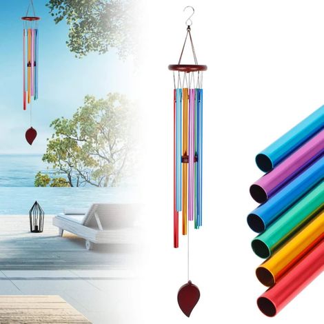 I carillon a vento da esterno, i carillon a vento commemorativi e i carillon a vento in offerta sono utilizzati come decorazioni da appendere nei giardini domestici.