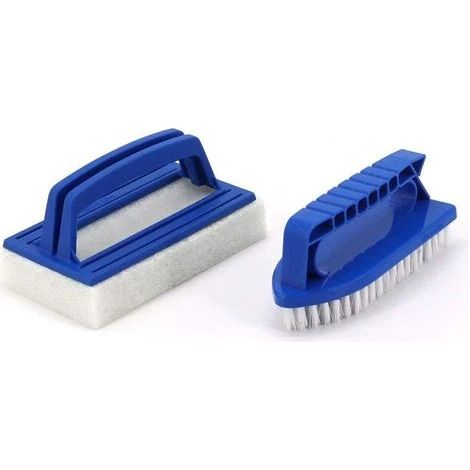 Kit d'accessoires de nettoyage pour spa, comprenant une brosse à récurer, une brosse pour spa et un nettoyant pour spa. (1/4)