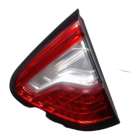 [PRODUIT D'OCCASION] Feu Arriere Interieur Droit RENAULT Captur Phase 1 2013-... ♻️ Ref Oe. 265501712r - Garantie à vie (1/3)