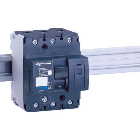 Interruttore magnetotermico NG125L 3P D 20A 50kA - 18850 (1/2)