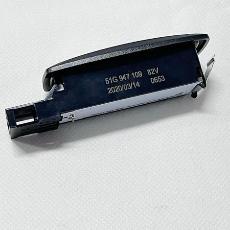 Sonnenblendenschutzabdeckung passend für VW Sagitar/Taos/Golf/T-Cross/T-Roc – 51G947109 (1/4)