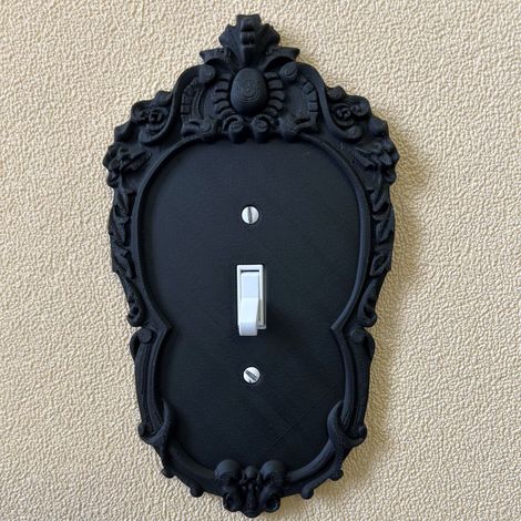 1 couverture de panneau d'interrupteur style Gothique Victorien, Décoration murale d'éclairage domestique facile à installer sans piles, Décoration d'Halloween, Décoration de pièce thème effrayant (1/5)