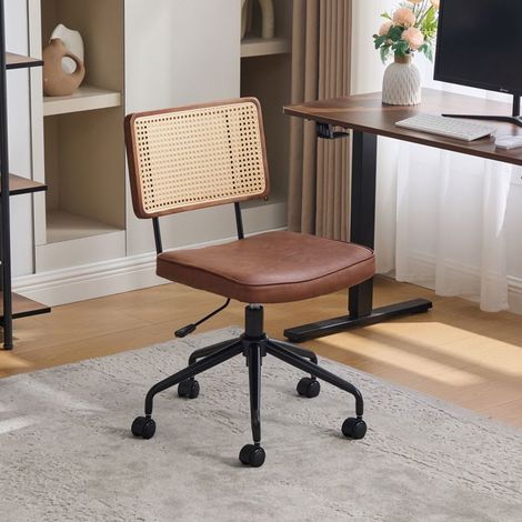 Chaise rotin vintage roulettes pivotante réglable assise en cuir cadre en bois (1/5)