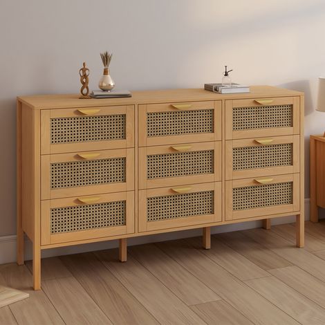 Cómoda de 9 cajones EDHEN XXL de 136 cm, de madera y mimbre (1/5)