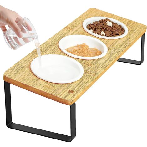 Soporte de madera maciza para comida de gatos con 3 cuencos elevados e inclinados, para gatos de interior. (1/5)