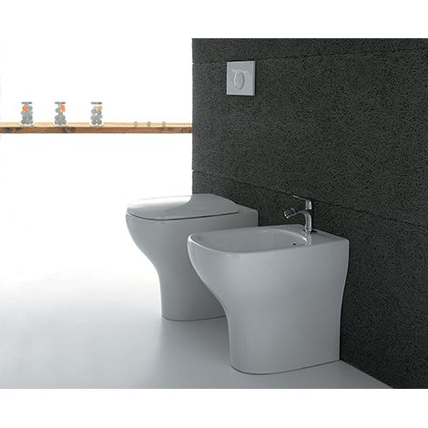 Sanitari Argento filomuro rialzati cm. 57x37 con sedile