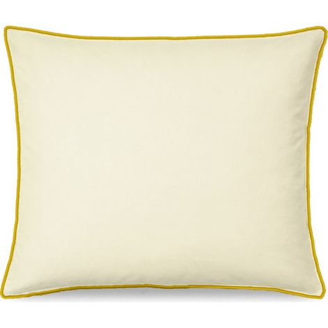 Vierta sobre una almohada color crudo de 70x80