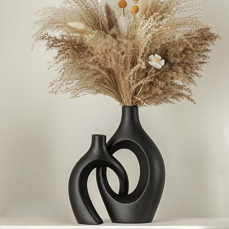 Set aus 2 Keramikvasen für die Inneneinrichtung, hohles und gemütliches Design, nordischer Stil, bohemian, ästhetisch und modern. (1/4)