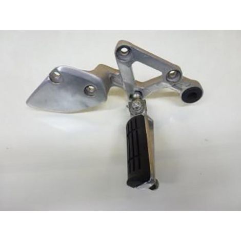 [PRODUIT D'OCCASION] Platine de repose pied pilote droit origine pour Moto Yamaha 600