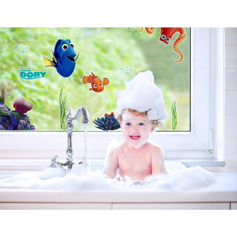 11 Stickers fenetre Le Monde de Dory Disney vue enfant qui prends son bain (1/3)