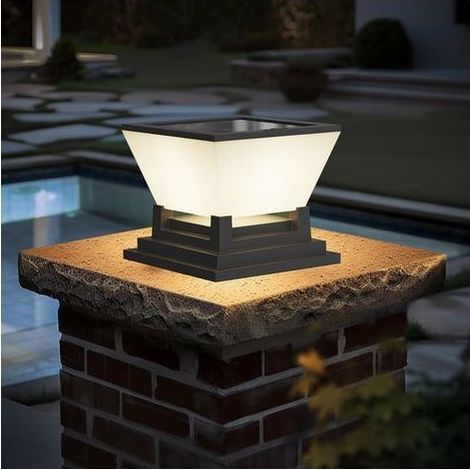 5W Borne Éclairage Extérieur Solaire Lampe de Pilier Extérieur IP65 Étanche Lampadaire Solaire 3000/4000/6000k 3000mAh Autonomie 1016H Potelet Eclairage Pour Chemin/Terrasse/Patio/Por (1/5)