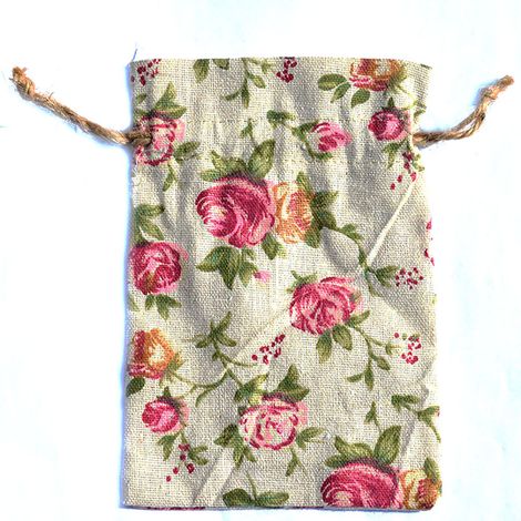 Lot de 10 pochettes en lin imprimé à cordon coulissant pour rangement de bijoux et cadeaux (1/5)