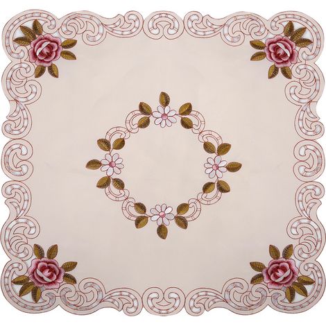 de table brodé de fleurs rouges nappe ajourée décoration de