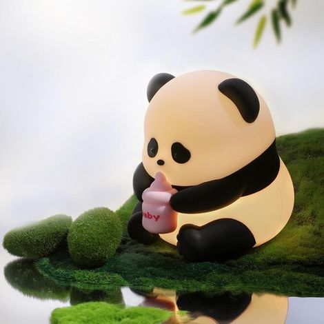 Bonita luz nocturna LED de silicona con forma de panda, regulable y con modos de cambio de color RGB para niños. (1/5)