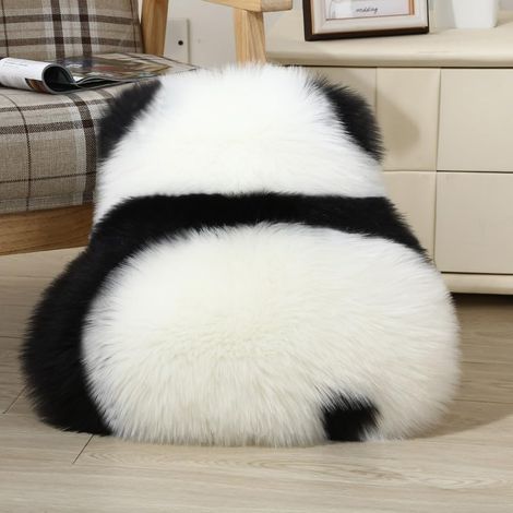 Coussin moelleux en forme de panda - Coussin de sol en fausse fourrure douce pour chambre, salle de bain et salon - gauche (1/2)