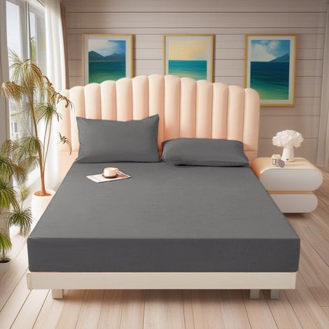 Parure de drap-housse (avec deux taies d'oreiller de 50 x 75 cm), en microfibre de polyester, adaptée aux matelas jusqu'à 30 cm d'épaisseur, 150 x 200 x 30 cm, gris foncé (1/4)