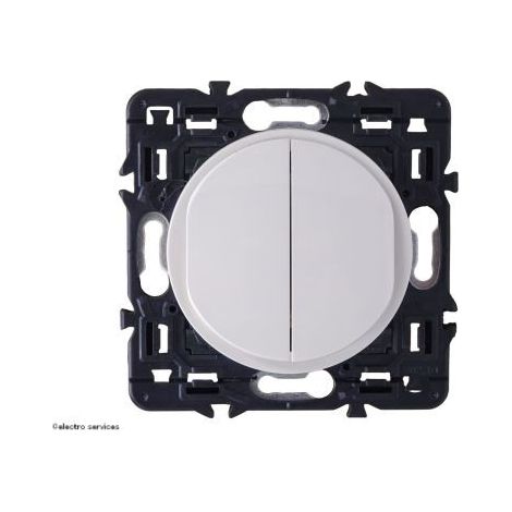 Interrupteur ou Va-et-vient + Poussoir Céliane Legrand Nouvelle gamme 2024 Finition: Blanc (1/2)