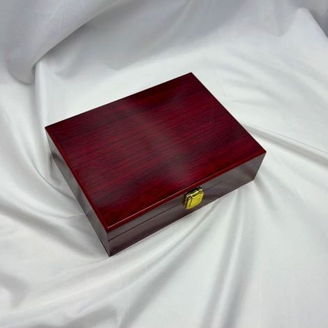 KLVGTIFS PU - Coffret cadeau classique vintage en bois laqué rouge brillant - Décoration créative - Boîte de rangement - 20 x 15 x 6,5 cm (1/5)