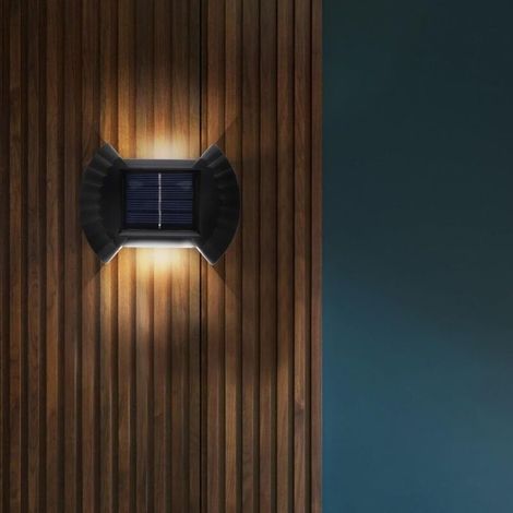 Lot de 4 Applique murale solaire à LED Lumière blanche, Éclairage extérieur pour jardin, clôture et couloir, Luminaire mural solaire pour terrasse (1/4)