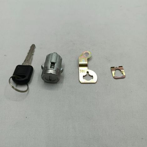 Suitable for Lao Junwei door locks, Junwei door locks, Buick door lock cylinders, left and right door lock cylinders (1/4)