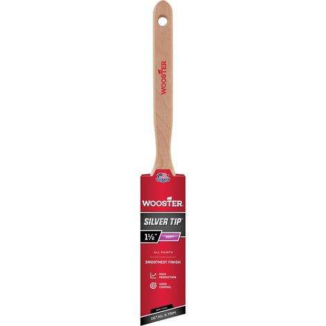 Wooster Silver Tip - Semi-Oval Angle Sash - Wall and Trim Paint Brush - 1.5 Inch