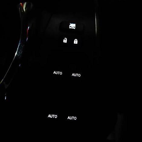 Verbesserte elektrische Fensterhebersteuerung für den Toyota Vios mit LED-Beleuchtung und automatischer Betätigung aller vier Türen
