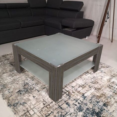 Eleganter Couchtisch in dunkelbraun mit doppeltem Glasablage