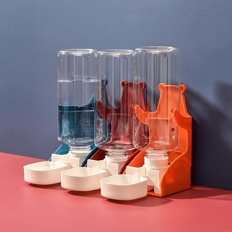 BelleRise – Blauer, hängender automatischer Wasserspender – Automatischer Wasserspender für Kaninchenkäfige (1/5)